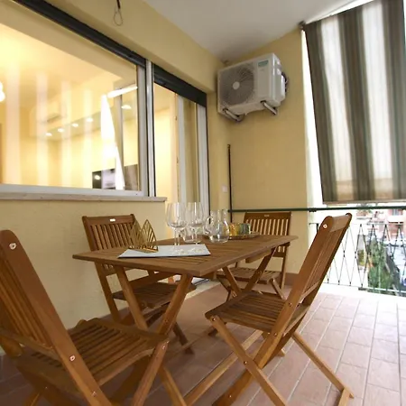 Apartment Contessa 3br House Rome