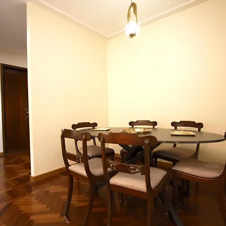 Contessa 3br House Apartment *