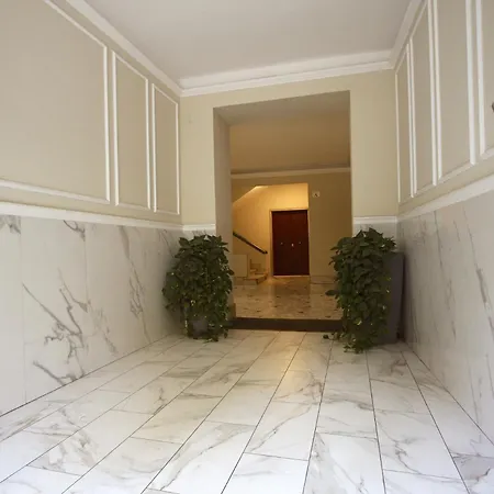 Apartment Contessa 3br House Rome