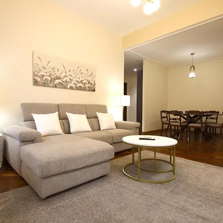 Contessa 3br House Rome